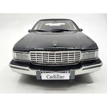 Рядък 1:18 Мащаб Cadillac Дървена Сплав Статична Са Подбрани Модел Автомобил Molded Под Налягане Метална Играчка Хоби Подарък Орнамент Дисплей За Спомен